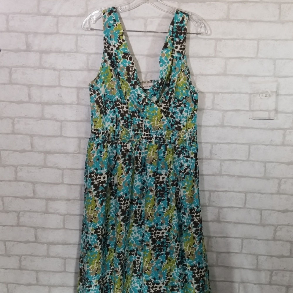 Avenue multi-colored dress size 14/16